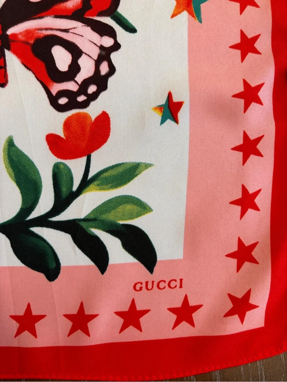 NWT Gucci L'Aveugle Par Amour Silk Scarf Multicolor Hand Rolled Made in Italy